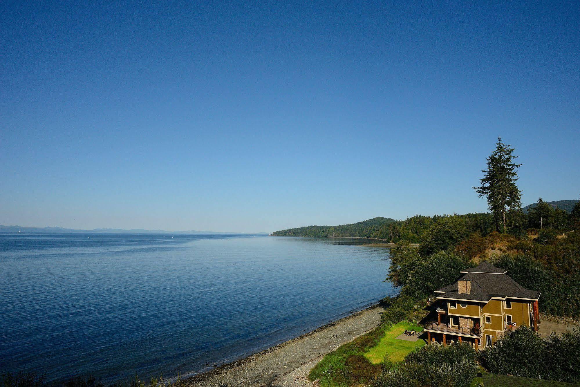 Points West Oceanfront Resort スーク エクステリア 写真